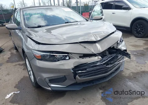 2018 Chevrolet Malibu Lt z USA, uszkodzony, nr VIN 1G1ZD5ST0JF214879